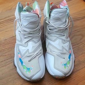 LeBron 13 Easter